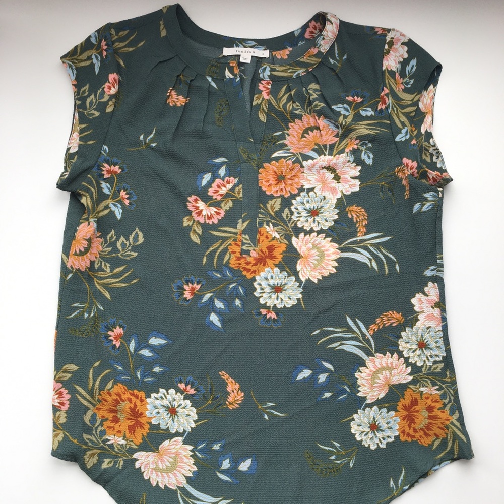 Fun2Fun blouse, never worn